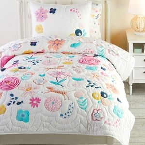 Pottery Barn kids Sasha’s Garden Quilt